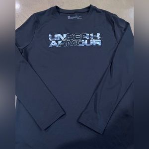 Boys Youth Medium UA Heatgear Longsleeve shirt